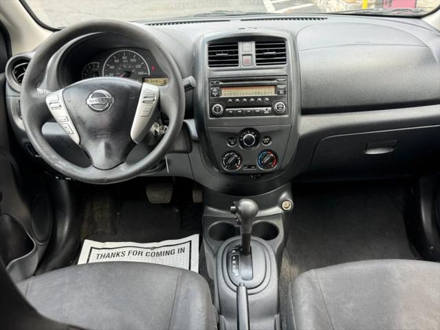 2017 Nissan Versa 1.6 S+