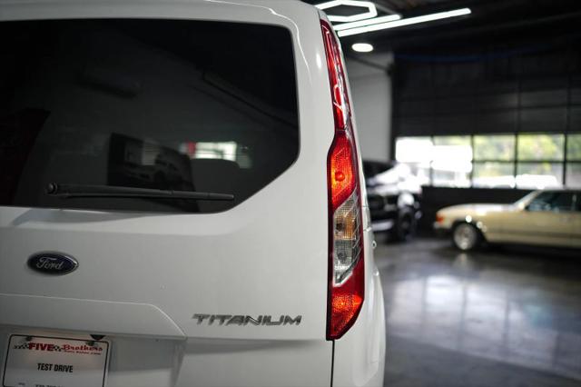 2022 Ford Transit Connect Titanium Passenger Wagon