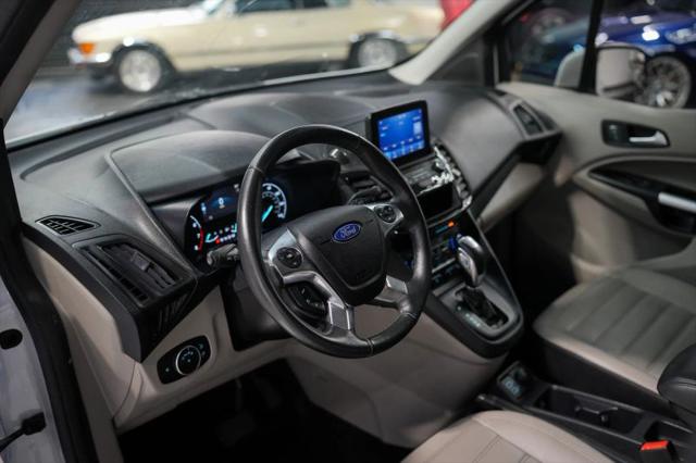2022 Ford Transit Connect Titanium Passenger Wagon