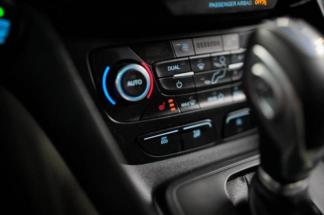 2022 Ford Transit Connect Titanium Passenger Wagon