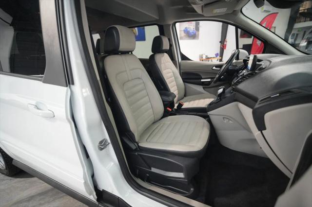 2022 Ford Transit Connect Titanium Passenger Wagon