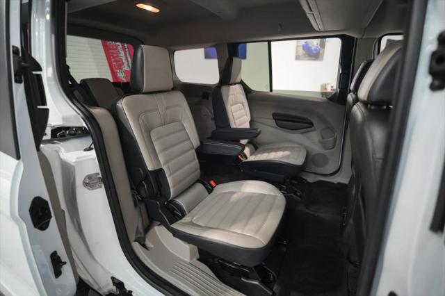 2022 Ford Transit Connect Titanium Passenger Wagon