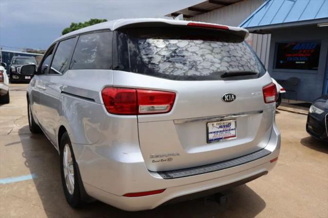 2016 Kia Sedona L
