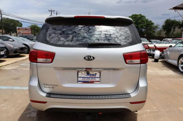 2016 Kia Sedona L