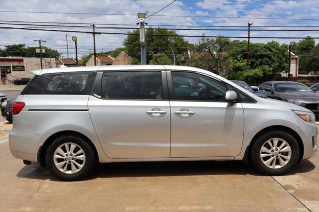 2016 Kia Sedona L