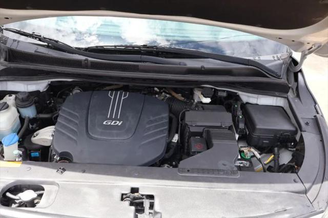 2016 Kia Sedona L