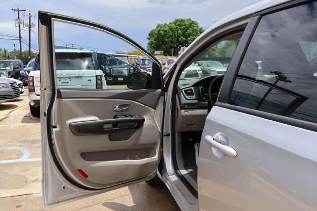 2016 Kia Sedona L
