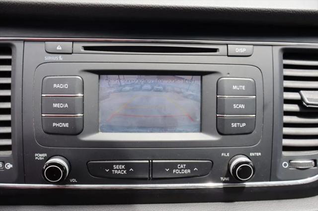 2016 Kia Sedona L