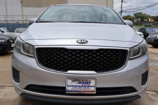 2016 Kia Sedona L