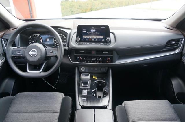 2023 Nissan Rogue SV FWD