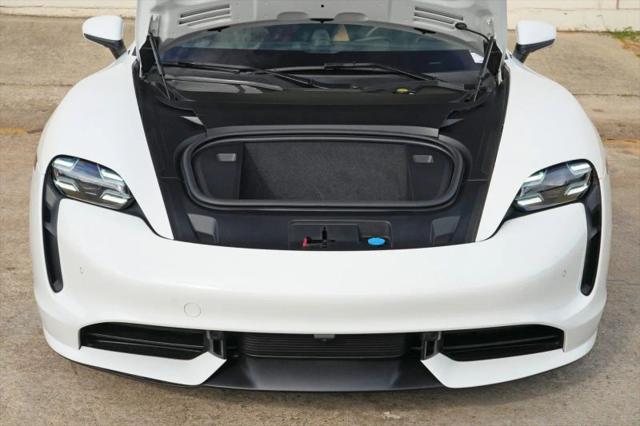 2020 Porsche Taycan Turbo