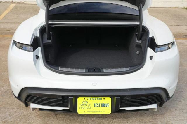 2020 Porsche Taycan Turbo