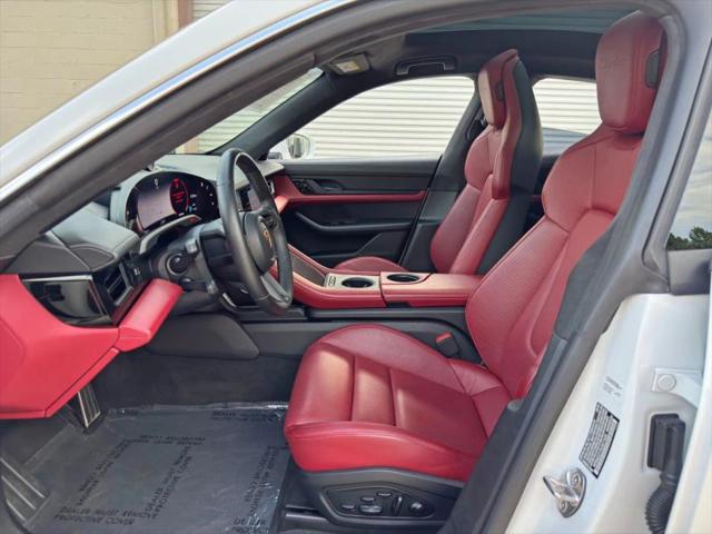 2020 Porsche Taycan Turbo