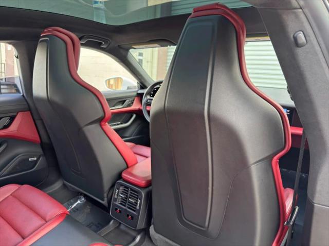 2020 Porsche Taycan Turbo