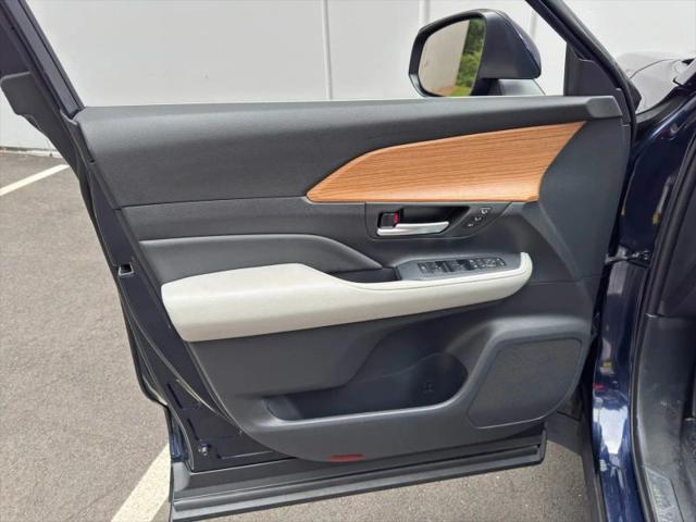 2025 Toyota Grand Highlander Limited