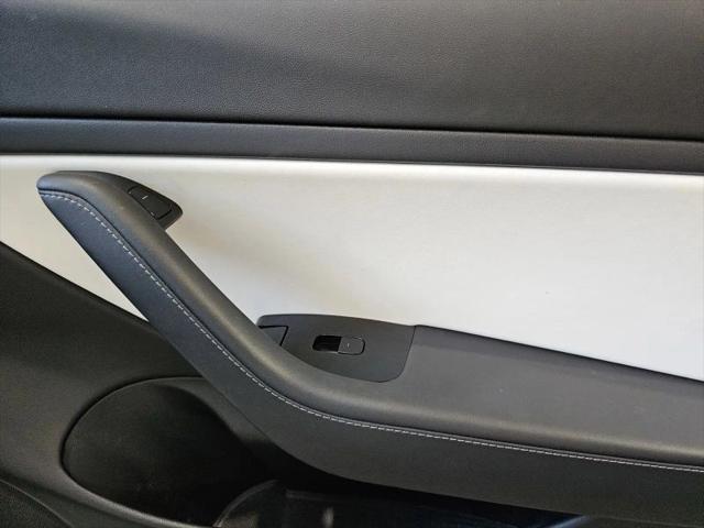 2020 Tesla Model 3 Standard Range Plus Rear-Wheel Drive