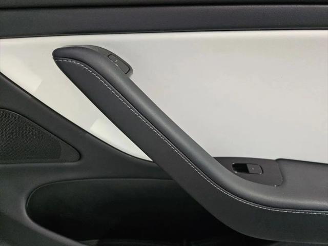 2020 Tesla Model 3 Standard Range Plus Rear-Wheel Drive