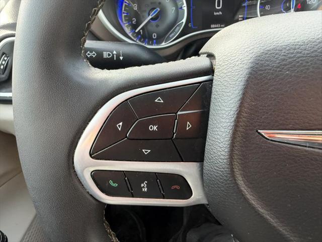 2022 Chrysler Voyager LX