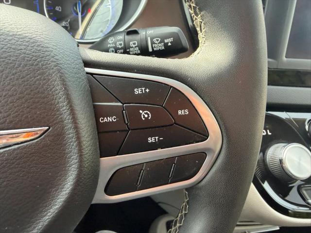 2022 Chrysler Voyager LX