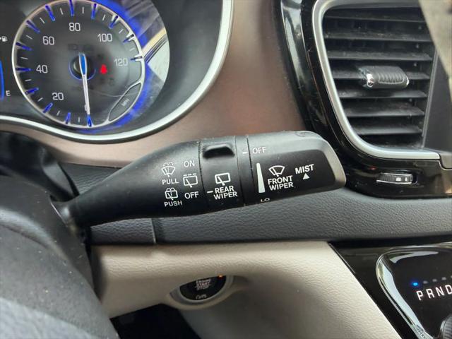 2022 Chrysler Voyager LX