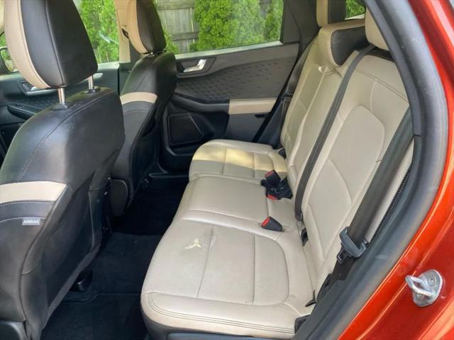 2020 Ford Escape SEL