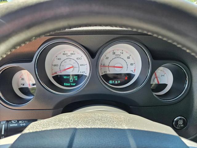 2013 Dodge Challenger SXT Plus