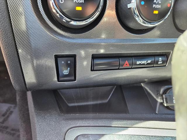 2013 Dodge Challenger SXT Plus