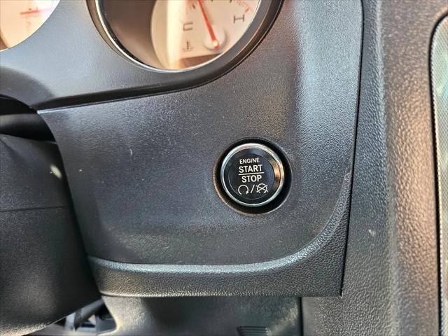 2013 Dodge Challenger SXT Plus