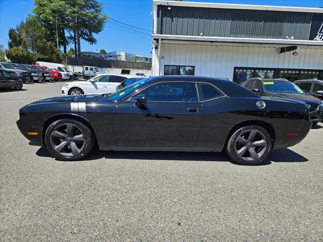 2013 Dodge Challenger SXT Plus