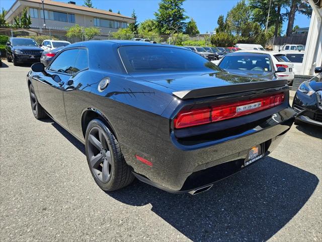 2013 Dodge Challenger SXT Plus