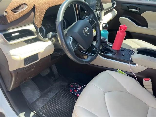 2021 Toyota Highlander Hybrid XLE