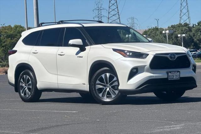2021 Toyota Highlander Hybrid XLE