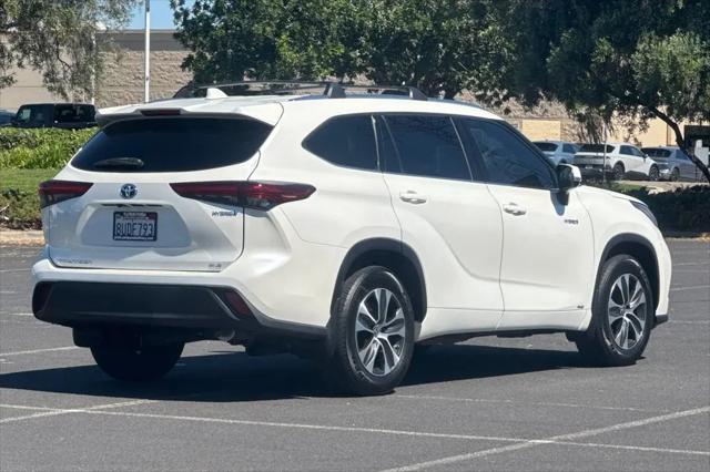 2021 Toyota Highlander Hybrid XLE