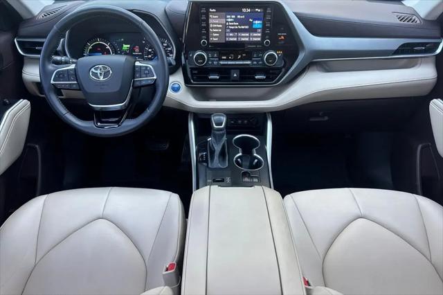 2021 Toyota Highlander Hybrid XLE