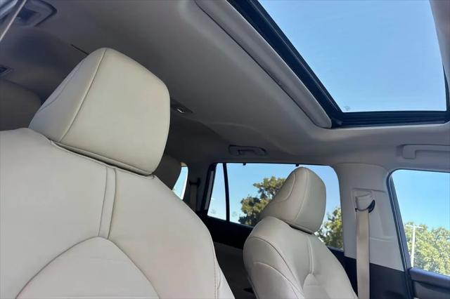 2021 Toyota Highlander Hybrid XLE