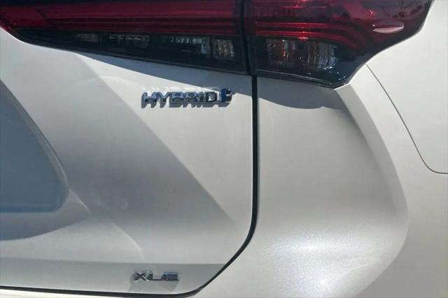 2021 Toyota Highlander Hybrid XLE