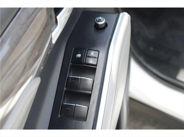 2022 Toyota Highlander Hybrid Platinum