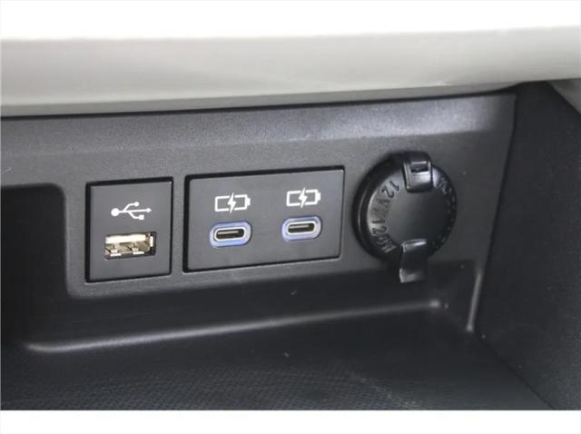 2022 Toyota Highlander Hybrid Platinum