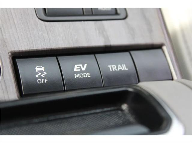2022 Toyota Highlander Hybrid Platinum