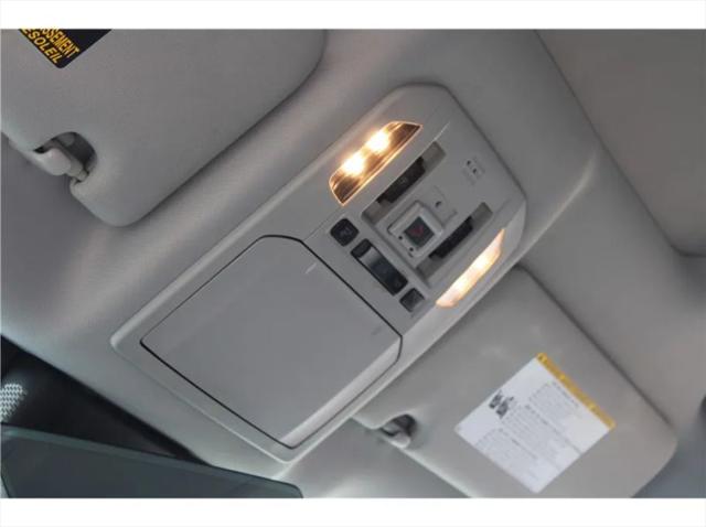 2022 Toyota Highlander Hybrid Platinum