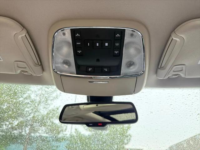2016 Chrysler 300 AWD