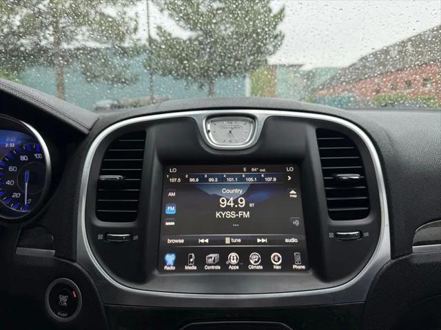 2016 Chrysler 300 AWD