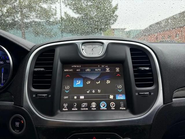 2016 Chrysler 300 AWD