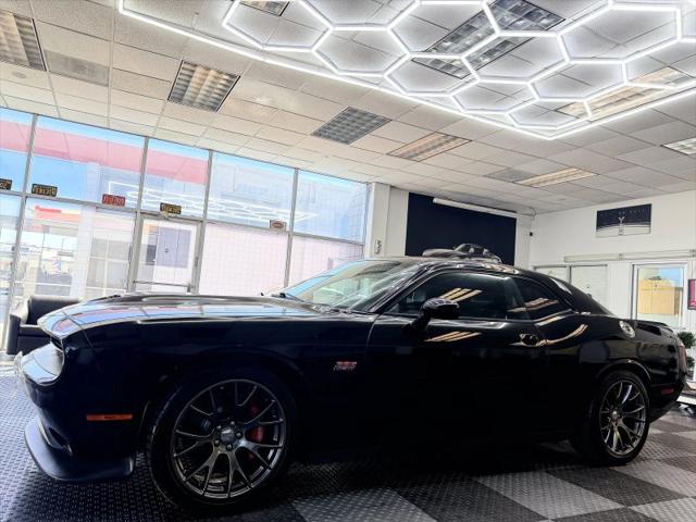 2016 Dodge Challenger SRT 392