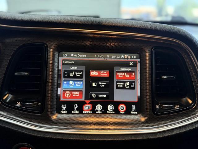 2016 Dodge Challenger SRT 392