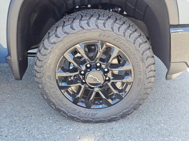 2026 Chevrolet Silverado 3500HD Crew Cab, Long Bed, LTZ Dual Rear Wheel, RWD