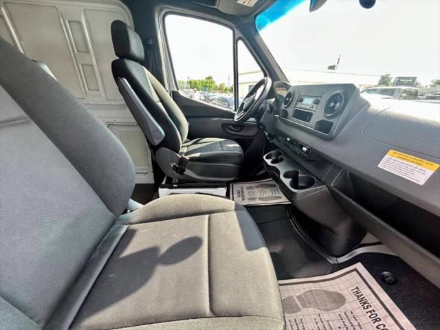 2021 Mercedes-Benz Sprinter 2500 High Roof I4