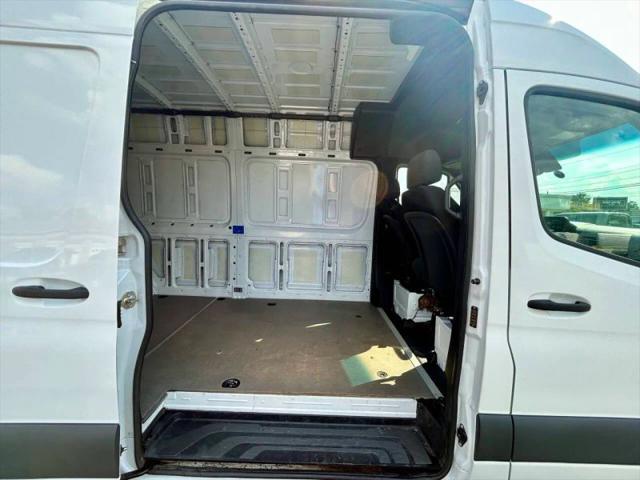 2021 Mercedes-Benz Sprinter 2500 High Roof I4