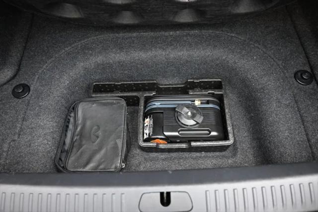 2011 Cadillac CTS-V CTS-V