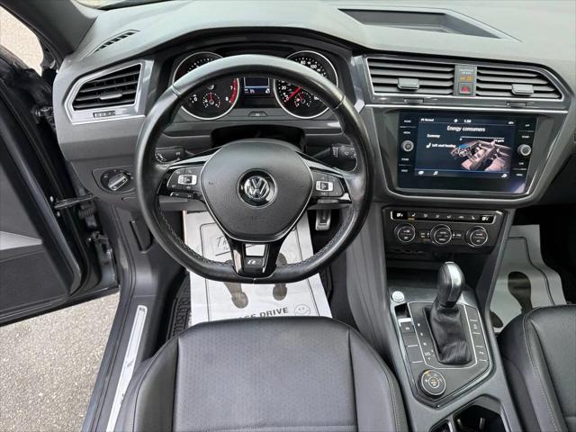 2020 Volkswagen Tiguan 2.0T SE R-Line Black